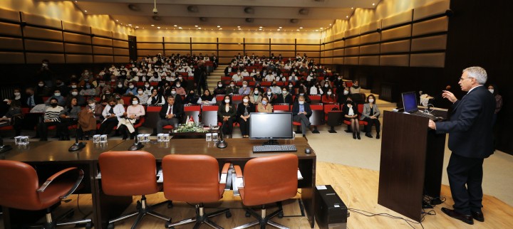 GAÜN’DE BÖBREK SAĞLIĞINA DİKKAT ÇEKİLDİ - Prof. Dr. Arif Özaydın - 2