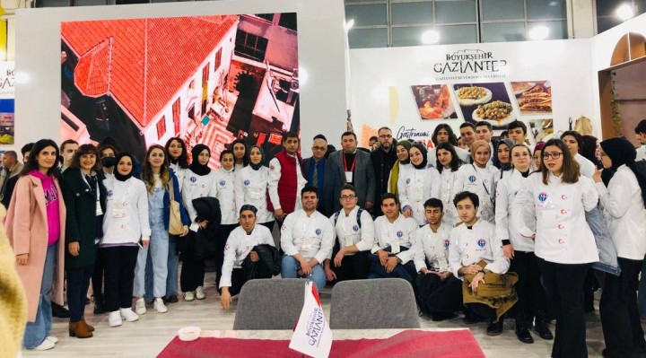 TURİZM MYO ÖĞRENCİLERİ MEZOPOTAMYA TURİZM VE GASTRONOMİ FUARINDA-1