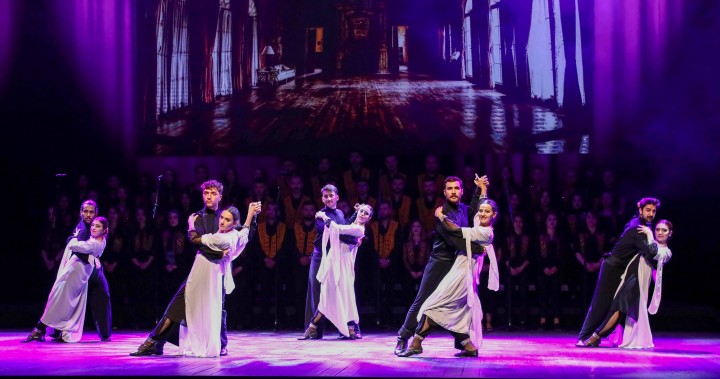 GAÜN’DE DÜZENLENEN BÜYÜLEYİCİ GÖSTERİ İLGİYLE İZLENDİ-6