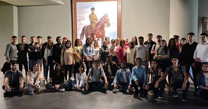 OĞUZELİ MESLEK YÜKSEKOKULU ÖĞRENCİLERİ KENTİN TARİHİ İLE BÜTÜNLEŞİYOR - (2)