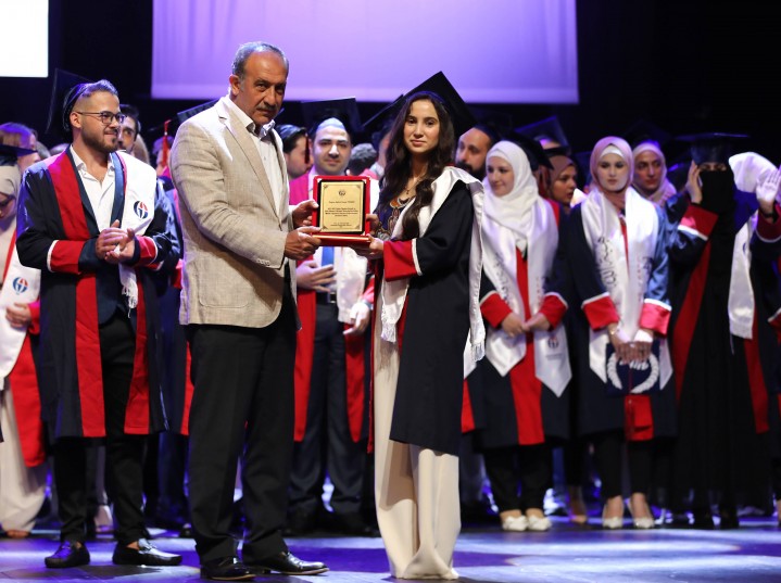 GAÜN İKTİSAT VE İDARİ BİLİMLER FAKÜLTESİ ÖĞRENCİLERİNİ MEZUN ETTİ-2