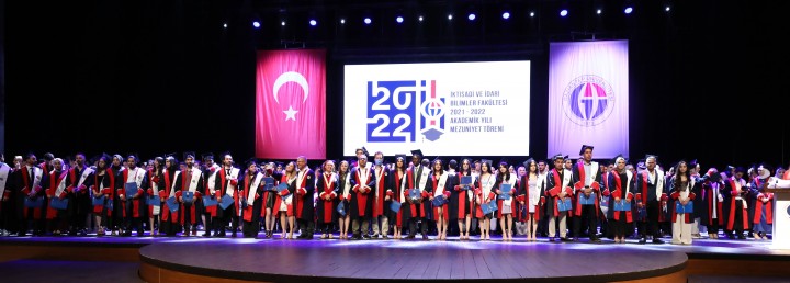 GAÜN İKTİSAT VE İDARİ BİLİMLER FAKÜLTESİ ÖĞRENCİLERİNİ MEZUN ETTİ-8