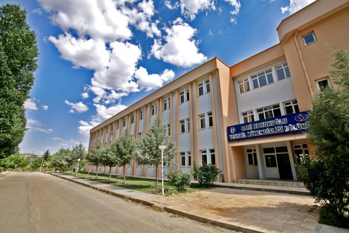 GAÜN TEKSTİL MÜHENDİSLİĞİ MÜDEK TARAFINDAN YENİDEN AKREDİTE EDİLDİ-7