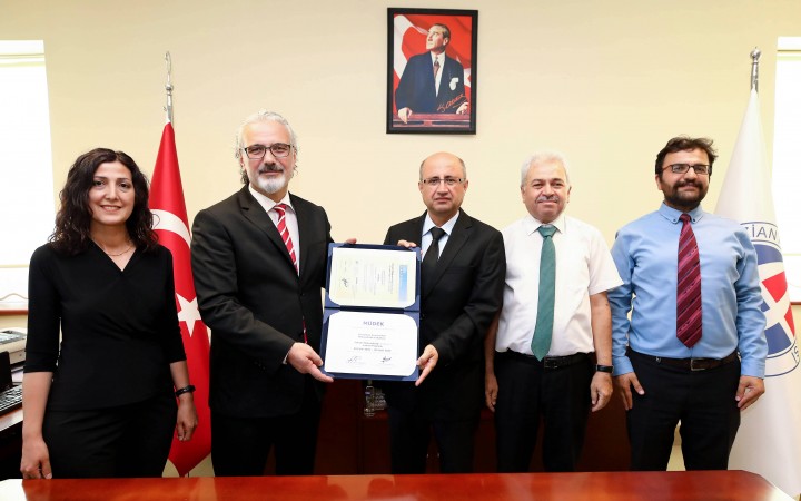 GAÜN TEKSTİL MÜHENDİSLİĞİ MÜDEK TARAFINDAN YENİDEN AKREDİTE EDİLDİ-8