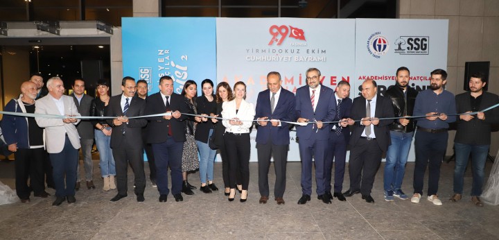 AKADEMİSYEN SANATÇILAR SERGİSİ AÇILDI-1