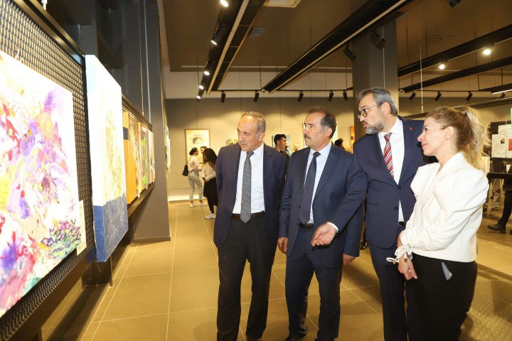 AKADEMİSYEN SANATÇILAR SERGİSİ AÇILDI-2