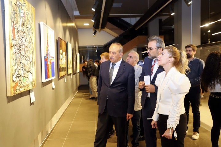 AKADEMİSYEN SANATÇILAR SERGİSİ AÇILDI-3