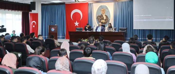 GAÜN’DE ATATÜRK'Ü VE CUMHURİYETİ ANLAMAK PANELİ-3