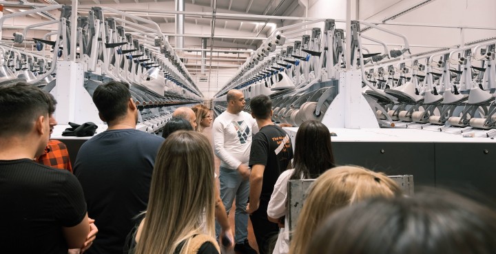 GELECEĞİN TASARIMCILARI HALI FABRİKASINI ZİYARET ETTİ -3