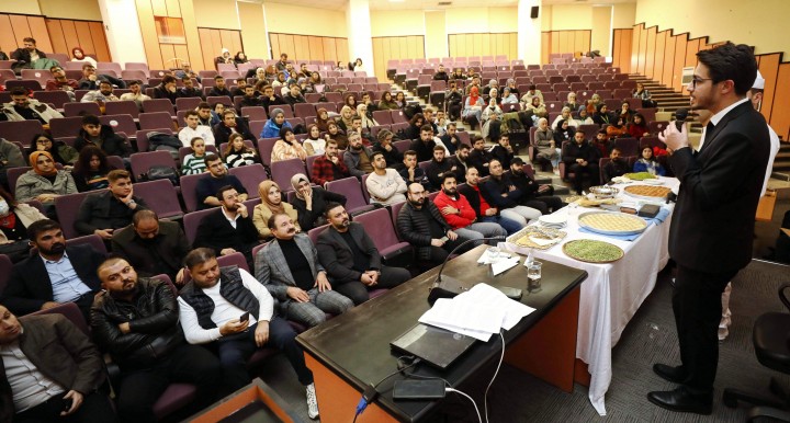 GAÜN’LÜ ÖĞRENCİLERE BAKLAVA SEMİNERİ-2