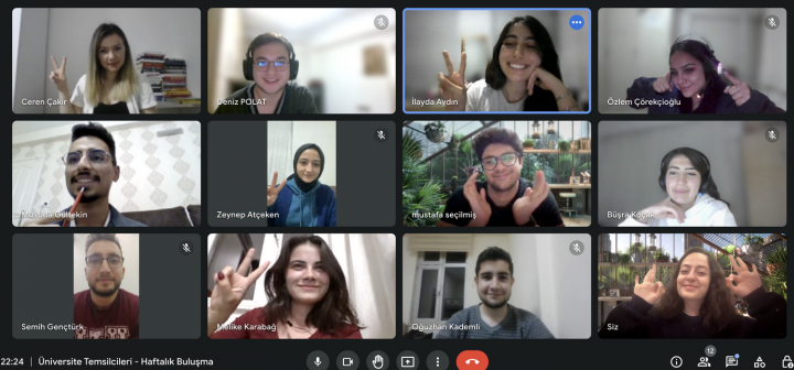 UNİVERSİTE YAZILIM PROGRAMI BAŞARIYLA TAMAMLANDI-1