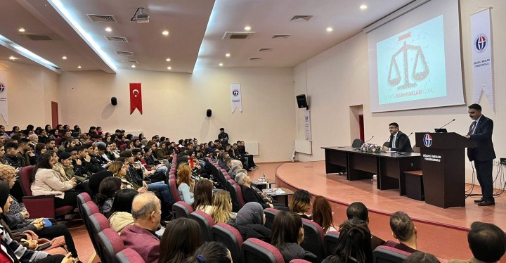 OĞUZELİ MYO’DA İNSAN HAKLARI KONFERANSI-1