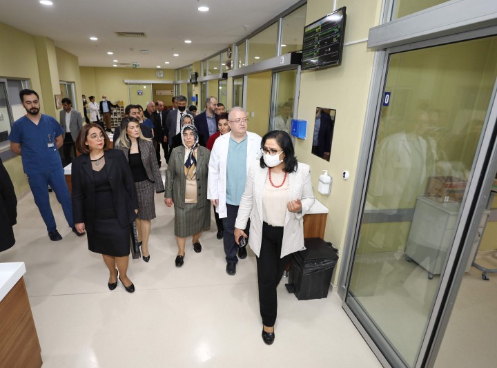 GAÜN ÇOCUK HASTANESİNDE HAYIRSEVER AİLENİN DESTEĞİYLE YOĞUN BAKIM ÜNİTESİ AÇILDI-3