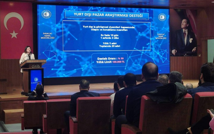 HALI TASARIMCILARI YENİ NESİL İHRACAT DESTEKLERİ TANITIMDA-1