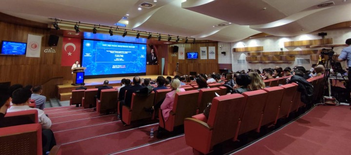 HALI TASARIMCILARI YENİ NESİL İHRACAT DESTEKLERİ TANITIMDA-2