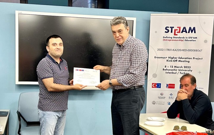 GAZİANTEP ÜNİVERSİTESİ STE²AM EĞİTİMİNDE GİRİŞİMCİLİK STANDARTLARINI BELİRLİYOR-6