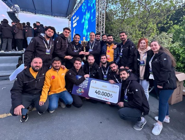 GAÜN HİLAL TAKIMI ULUSLARARASI YARIŞMADA İKİNCİ OLDU-2