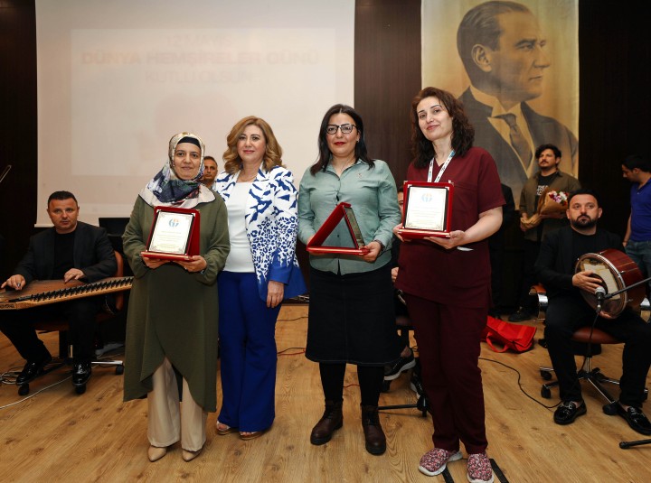 GAÜN’DE HEMŞİRELER HAFTASI KUTLANDI-3