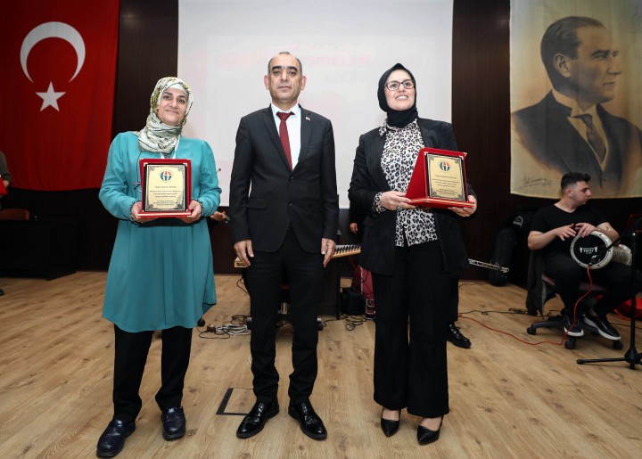 GAÜN’DE HEMŞİRELER HAFTASI KUTLANDI-6