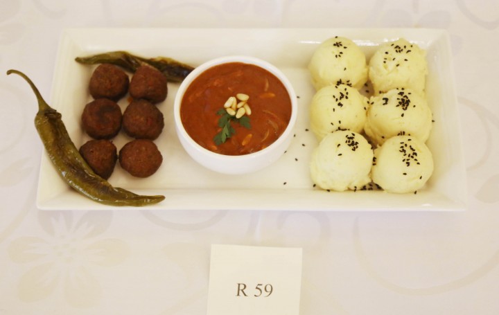 TÜRK VE LÜBNAN LEZZETLERİ AYNI TABAKTA BULUŞTU-8