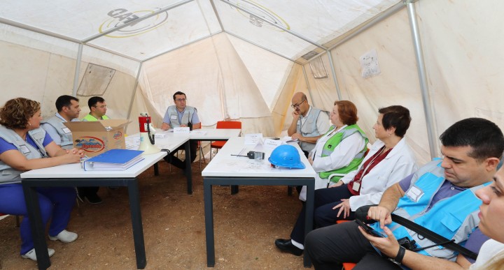 GAÜN HASTANESİ’NDE DEPREM TATBİKATI-8