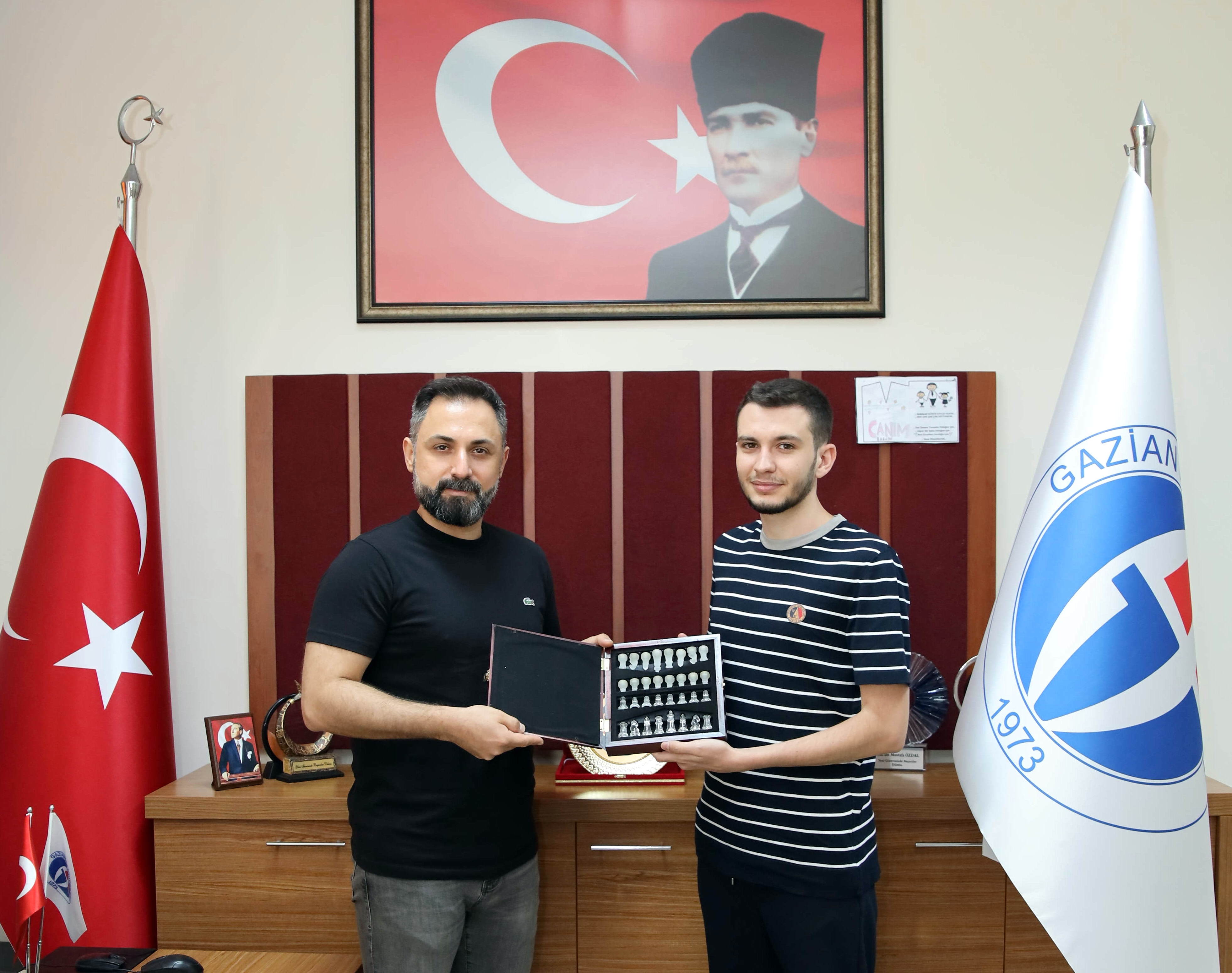 GAÜN ÖĞRENCİSİ KPSS TÜRKİYE BİRİNCİSİ OLDU-2