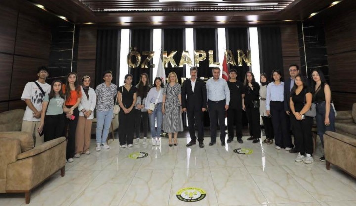 HALININ GELECEĞİ GENÇLERE EMANET-1