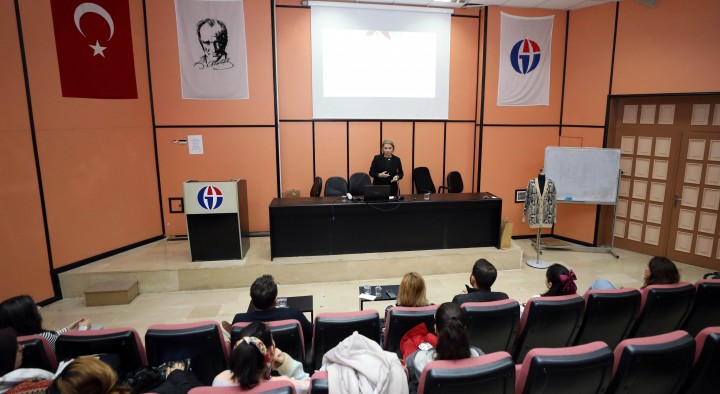 GAÜN’DE TRİKO ÖRGÜDE TASARIM AŞAMALARI SÖYLEŞİSİ - (2)