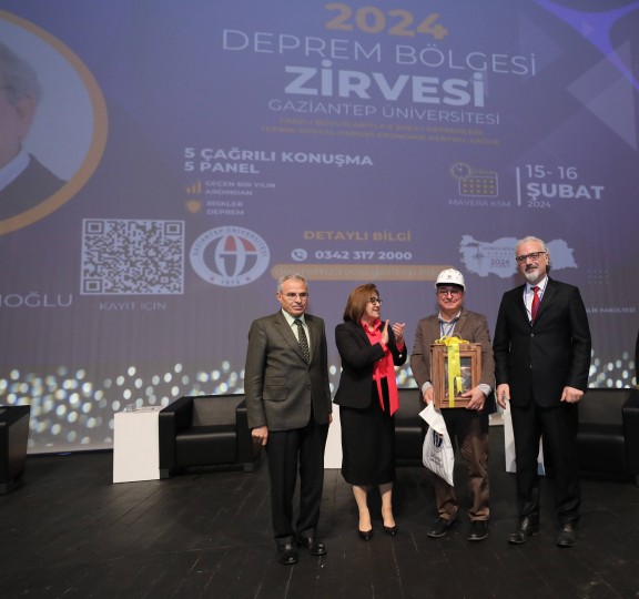 PROF.DR. MİKDAT KADIOĞLU DEPREM BÖLGESİ ZİRVESİ’NE KATILDI - (6)