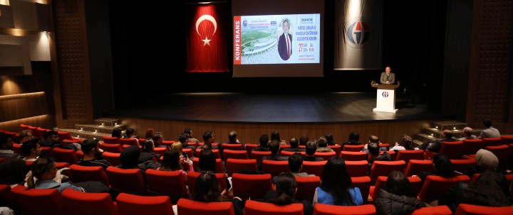 SERKAN KAPTAN GAÜN ÖĞRENCİLERİNE TECRÜBELERİNİ ANLATI-1