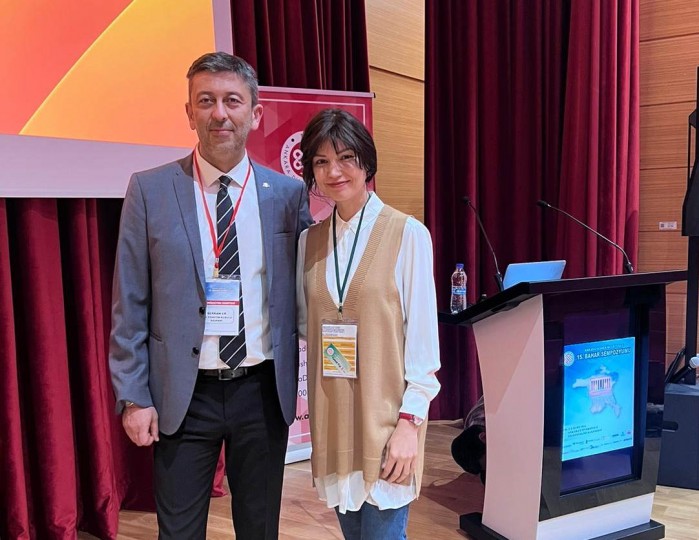 DOÇ. DR. SÜRMELİOĞLU “DİŞİN YAPISI VE RENGİ GÜLÜMSEMELERİ ETKİLİYOR”-4