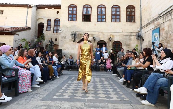 1. GÜZEL SANATLAR FAKÜLTESİ MODA VE TASARIM HAFTASI BAŞLADI-4