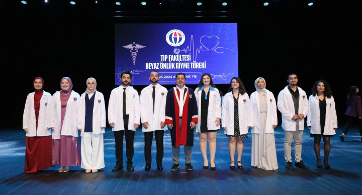 GAÜN TIP FAKÜLTESİ ÖĞRENCİLERİ BEYAZ ÖNLÜKLERİNİ GURURLA GİYDİ -6