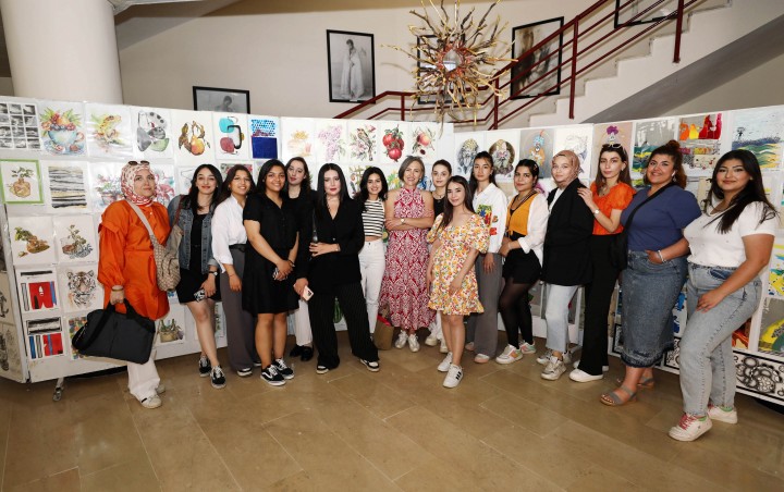 GAÜN ÖĞRENCİLERİNİN EL EMEĞİ ESERLERİ SERGİLENDİ - (1)