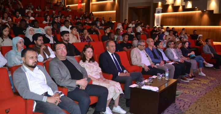 GAÜN’DE 5. ULUSLARARASI ÖĞRENCİ FESTİVALİ DÜZENLENDİ-8