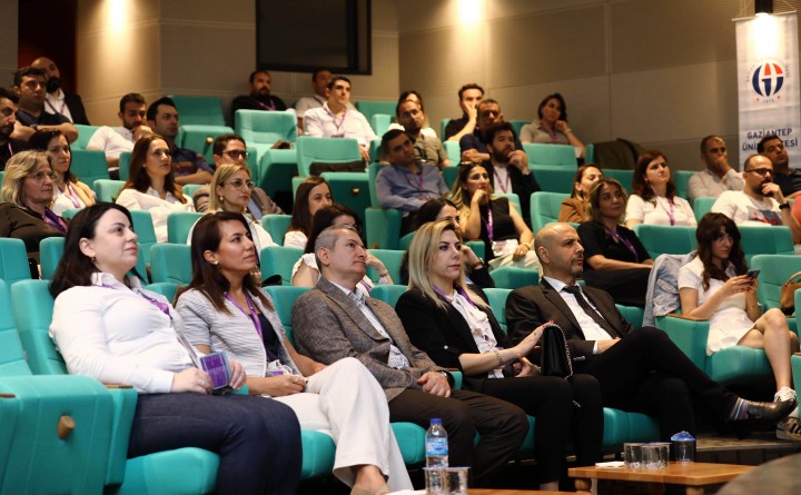 GAÜN’DE RADYASYON ONKOLOJİSİ TOPLANTISI-2