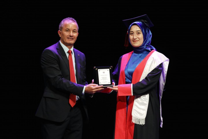 NURDAĞI MYO ÖĞRENCİLERİNİN MEZUNİYET HEYECANI-3