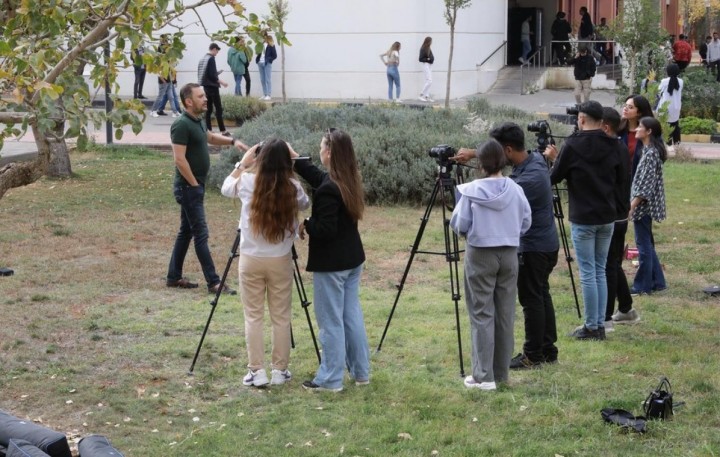 iLETİŞİM FAKÜLTESİ - (2)