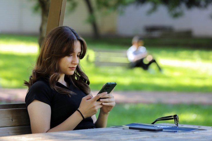 SOSYAL MEDYA BAĞIMLILIĞI ALKOL VE UYUŞTURUCU KADAR TEHLİKELİ - (2)