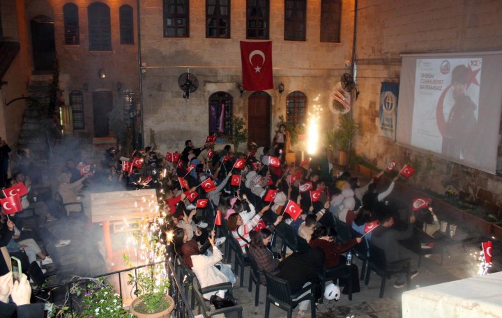 GAÜN’DE CUMHURİYET BAYRAMI’NA ÖZEL NOSTALJİK KUTLAMA - (1)