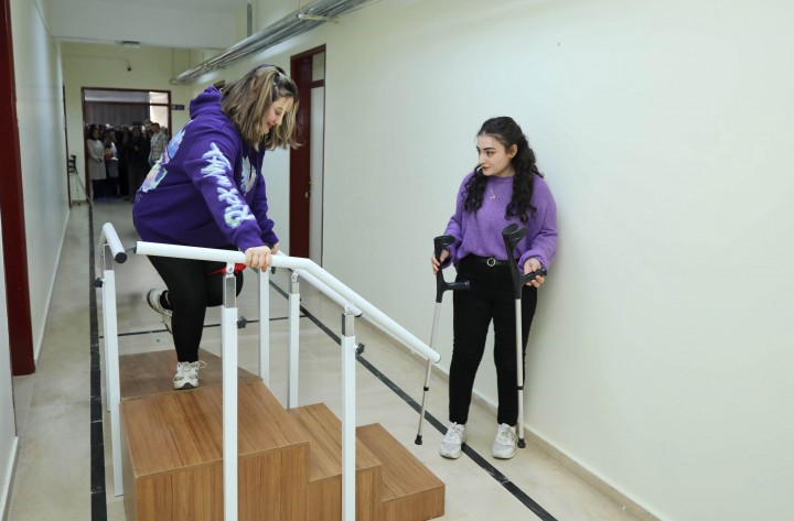 GAÜN’DE ENGELLİLER GÜNÜNDE EMPATİ ETKİNLİĞİ - (3)