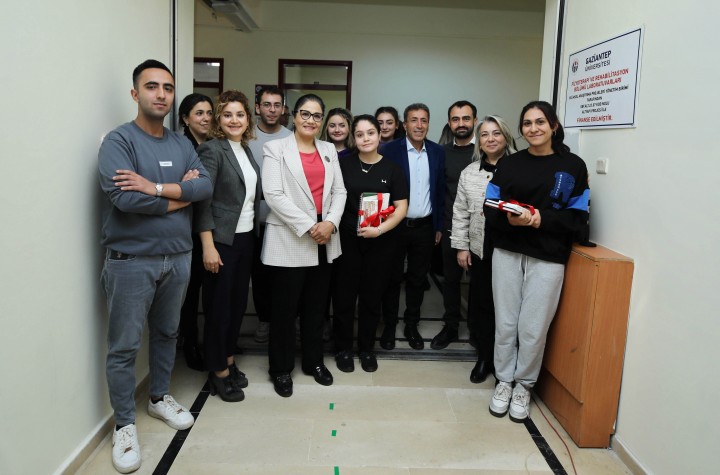 GAÜN’DE ENGELLİLER GÜNÜNDE EMPATİ ETKİNLİĞİ - (7)